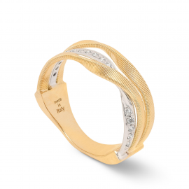 Marrakech Dreireihiger Ring aus Gold mit Band aus Diamanten