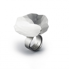 Topia Ring