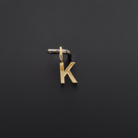Buchstabenanhänger